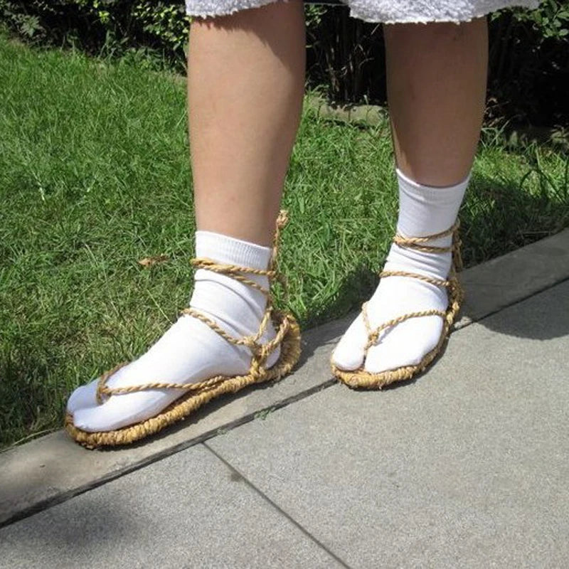 BLEACH COSTUMES HAND-MADE STRAW SANDALS SLIPPER SHOES + FREE SOCKS